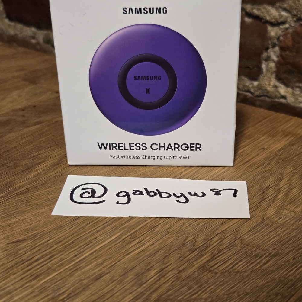 Samsung Violet Wireless Charger
